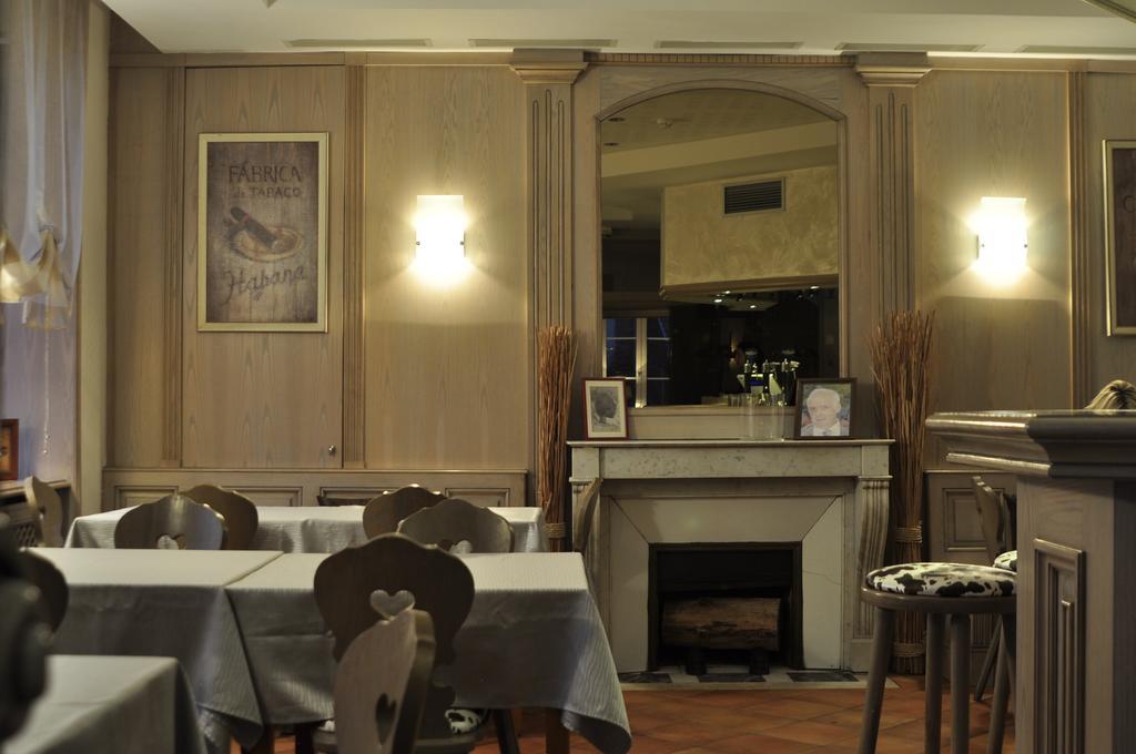 Hotel Du Herrenstein Neuwiller-les-Saverne ภายนอก รูปภาพ