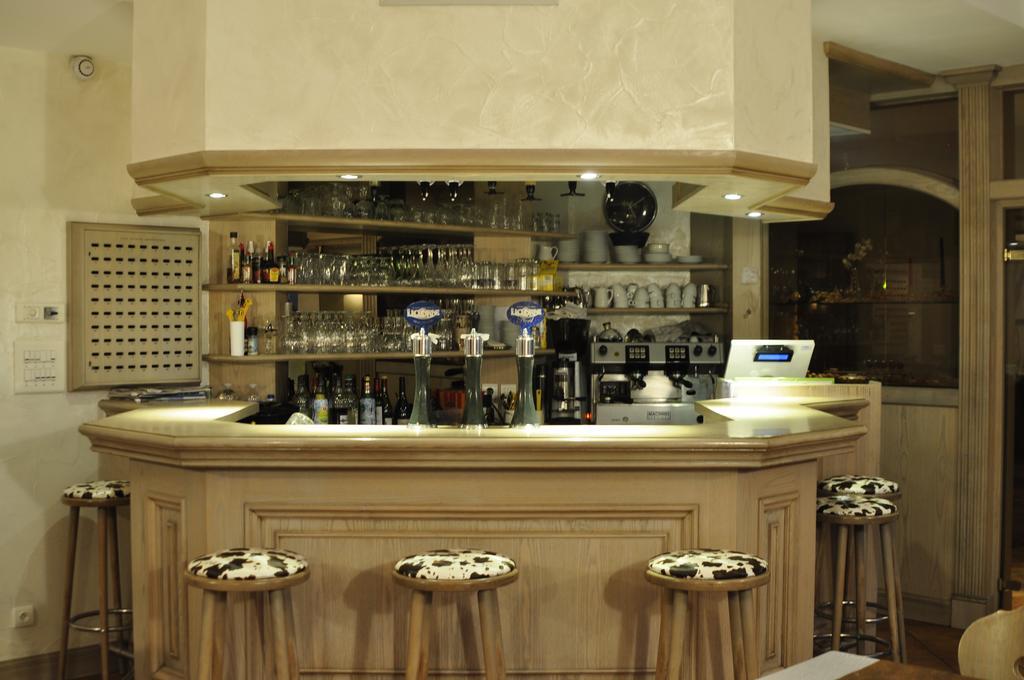 Hotel Du Herrenstein Neuwiller-les-Saverne ภายนอก รูปภาพ